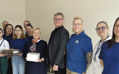 Kartenos katalikiškoje palaikomojo gydymo ir slaugos ligoninėje profesinio mokymo centro atstovus pasitiko šios gydymo įstaigos vadovas Normantas Žeimys.